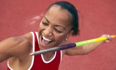 米兰体育官网-当巴斯克带走马里，范戴克在欧冠之夜接管一切—足球世界的唯一性叙事