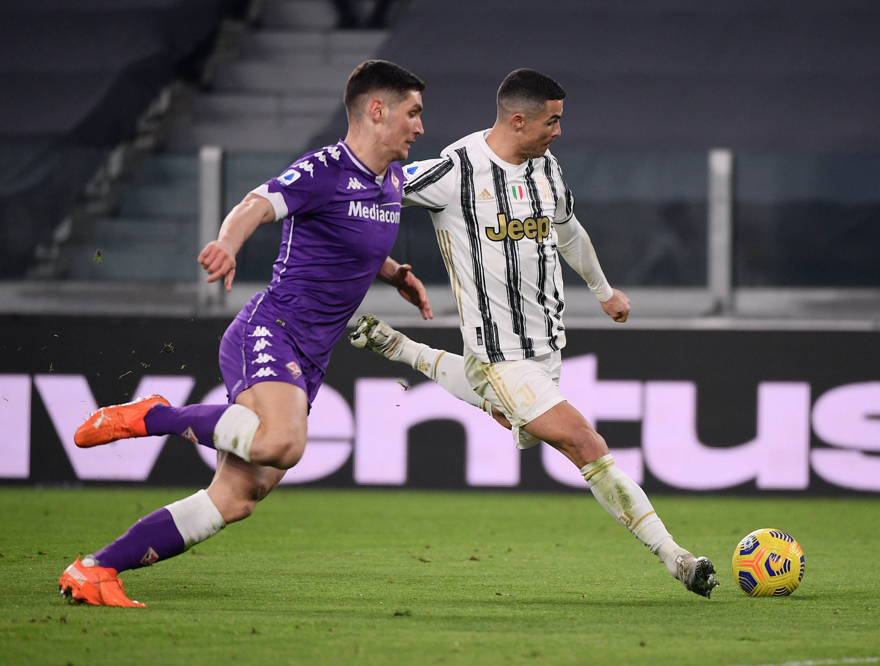 佛罗伦萨主场逼平尤文图斯,表现出色的简单介绍 佛罗伦萨主场逼平尤文图斯,表现出色的简单介绍