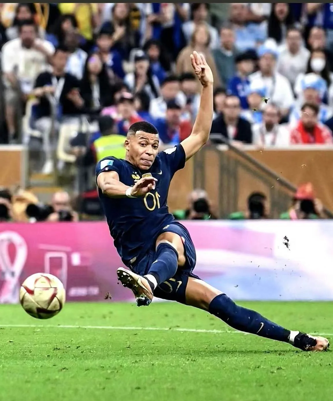 引人瞩目的足球盛事即将重燃的简单介绍 引人瞩目的足球盛事即将重燃的简单介绍