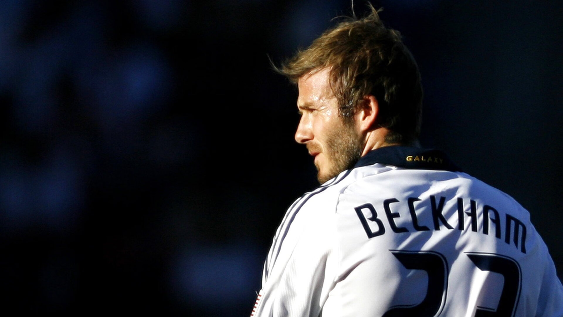 欧冠决赛之夜，凯恩攻防两端的绝对统治，一场定义传奇的表演