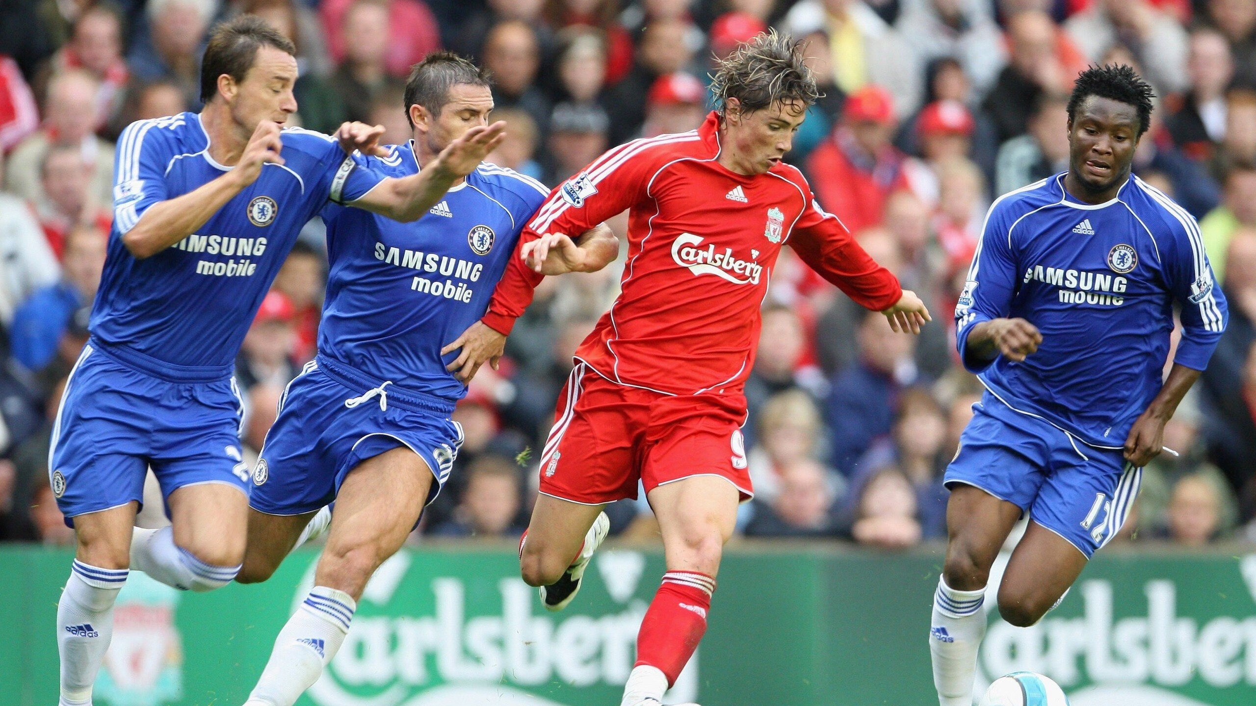 阿隆索关键制胜，红牛二队如何以黑马之姿碾压雷诺车队？